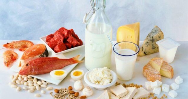 proteinové potraviny pro keto dietu