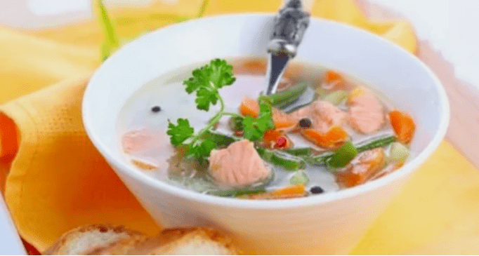Rybí polévka s proteinovou stravou